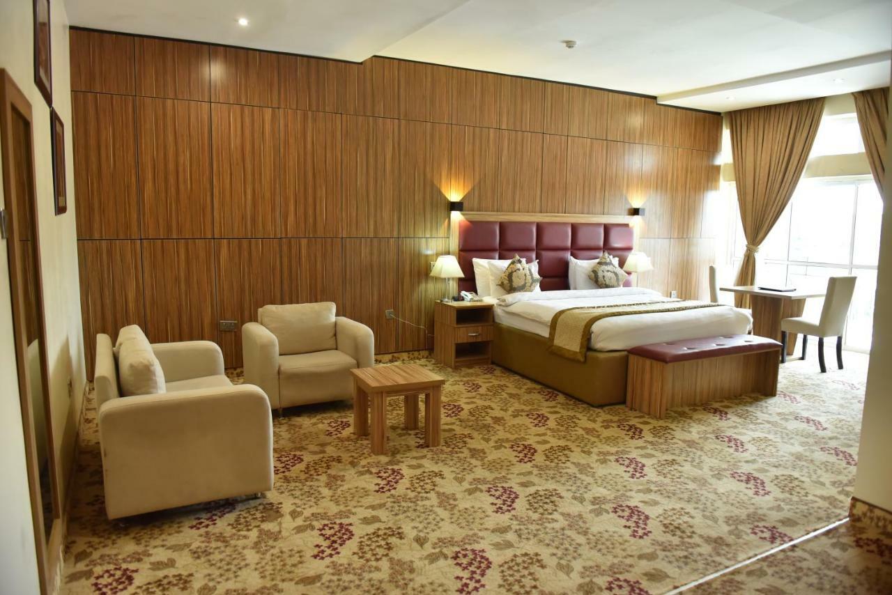 Best Western Plus Энугу Экстерьер фото